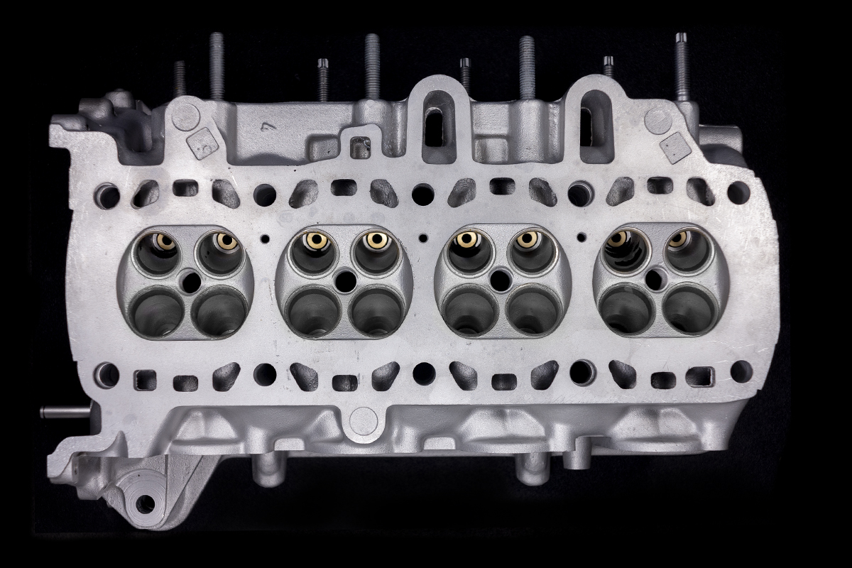 Mehrventil-Zylinderkopf perfekt gereinigt