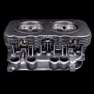 Zylinderkopf durch Wetblast od. Aquablast gereinigt